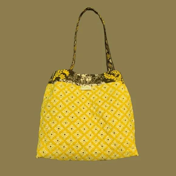 VERA BRADLEY Quilted Multicolor Pattern Magnetic Closure Tote Bag - Picture 6 of 10